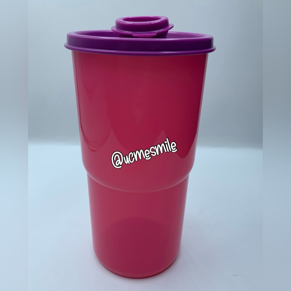 Tupperware Thirst Quake Mega Tumbler